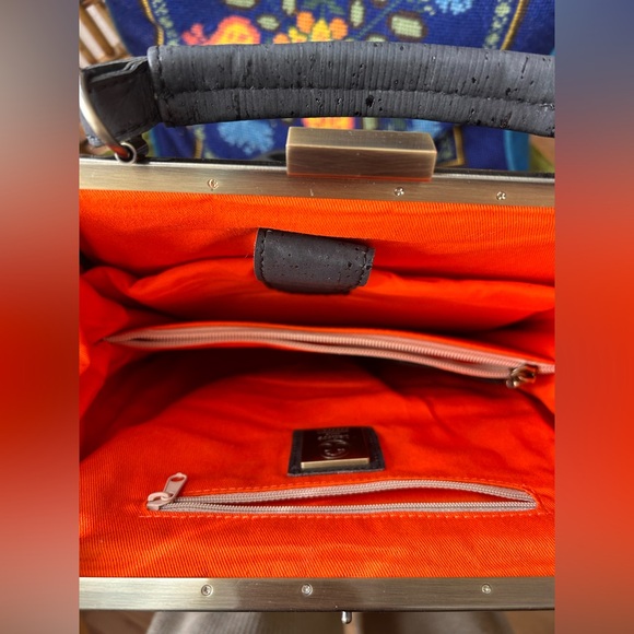 Laflore Paris Bobobark Convertible Bag - Picture 7 of 13